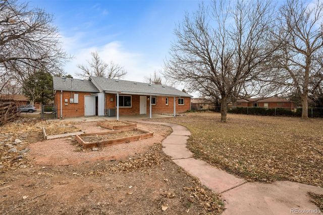 701 Revere Street, Aurora, CO 80011