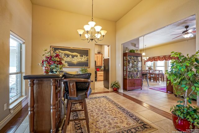 569 Rose Branch Dr, La Vernia, TX 78121