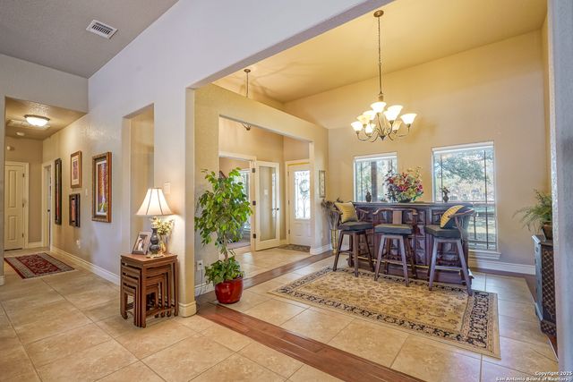 569 Rose Branch Dr, La Vernia, TX 78121