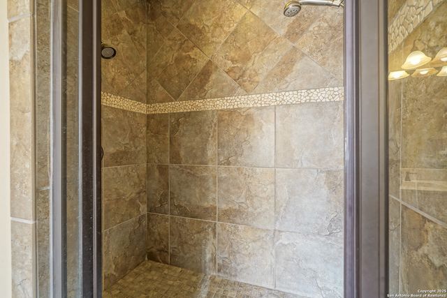 569 Rose Branch Dr, La Vernia, TX 78121