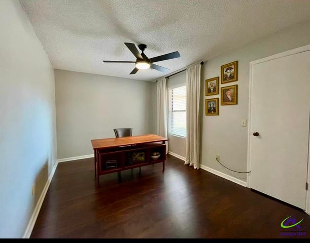 305 Overlook Drive, Warner Robins, GA 31088