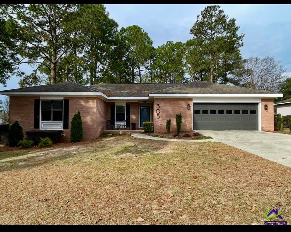 305 Overlook Drive, Warner Robins, GA 31088