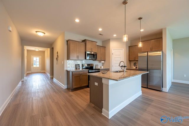 106 Elaina Grey Court, New Market, AL 35761