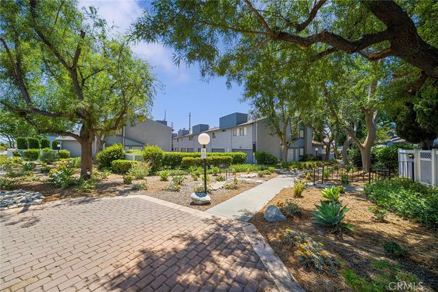 900 W Sierra Madre 36, Azusa, CA 91702