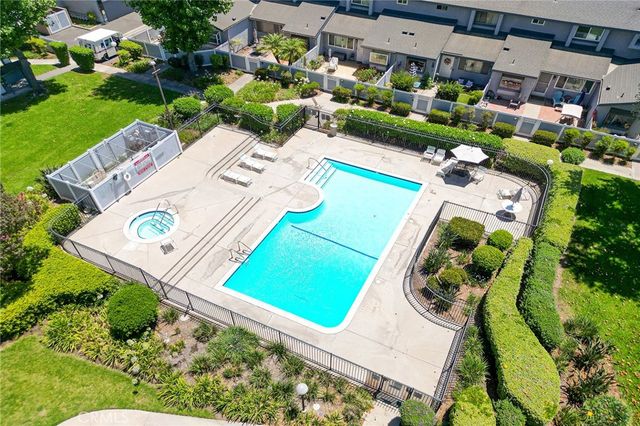 900 W Sierra Madre 36, Azusa, CA 91702