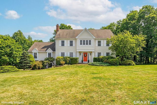 20 Charter Ridge Drive, Newtown, CT 06482