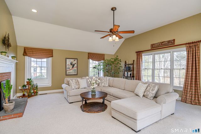 20 Charter Ridge Drive, Newtown, CT 06482