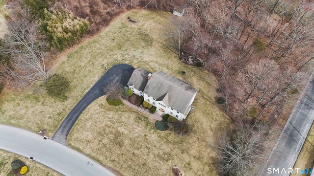 20 Charter Ridge Drive, Newtown, CT 06482