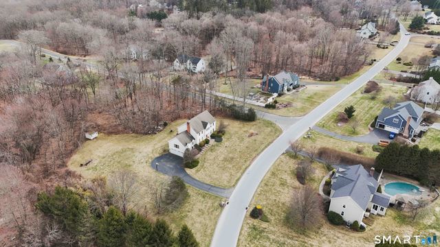 20 Charter Ridge Drive, Newtown, CT 06482