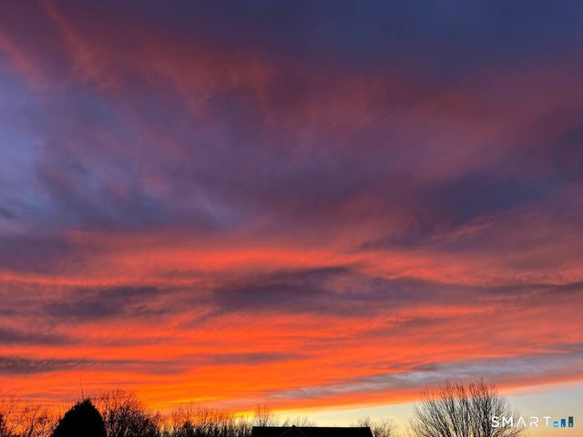 20 Charter Ridge Drive, Newtown, CT 06482