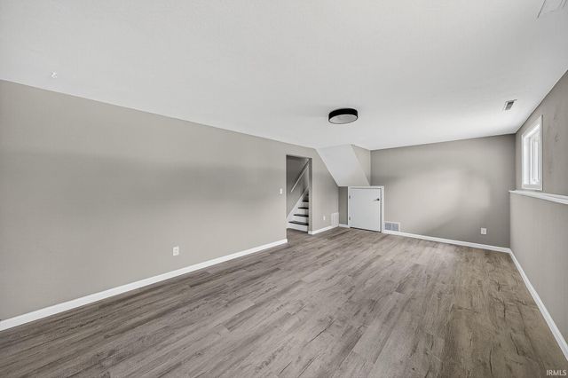 1403 Cantondale Lane, Mishawaka, IN 46544