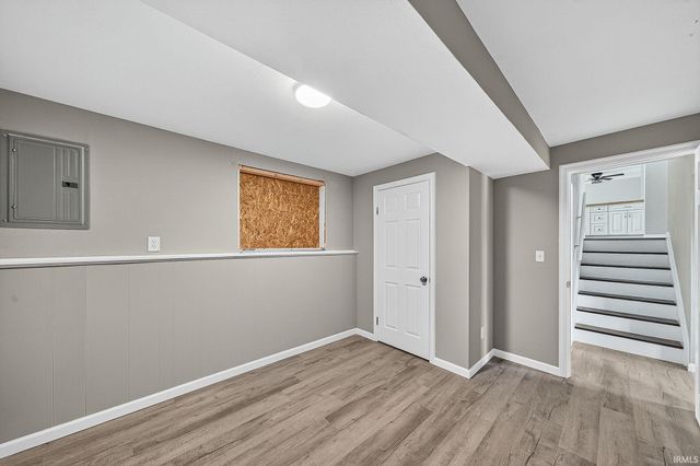 1403 Cantondale Lane, Mishawaka, IN 46544