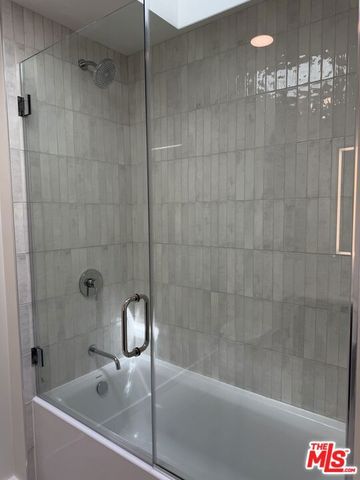 5119 Colfax Avenue 304, Valley Village, CA 91601