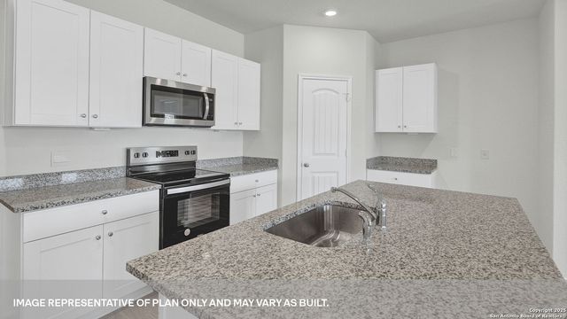 347 BOATMAN COVE, Seguin, TX 78155