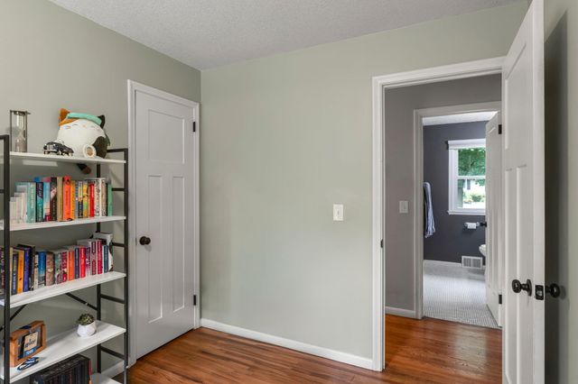 2500 Xylon Avenue S, Saint Louis Park, MN 55426