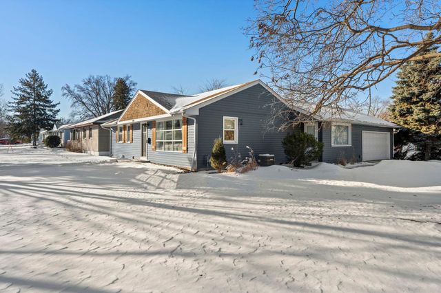 2500 Xylon Avenue S, Saint Louis Park, MN 55426