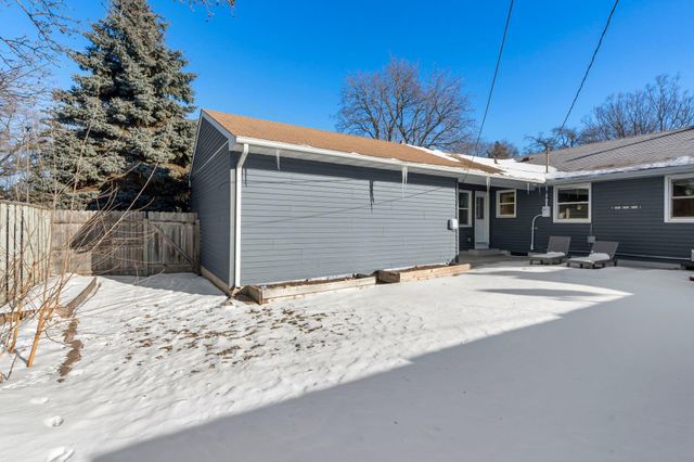 2500 Xylon Avenue S, Saint Louis Park, MN 55426
