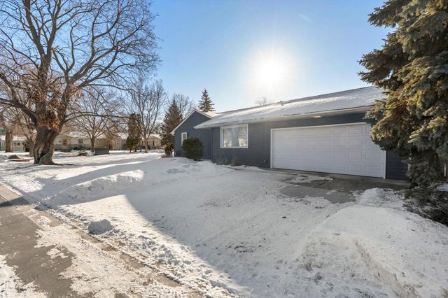 2500 Xylon Avenue S, Saint Louis Park, MN 55426