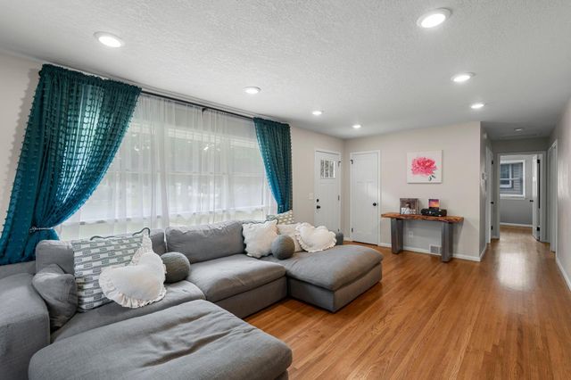 2500 Xylon Avenue S, Saint Louis Park, MN 55426