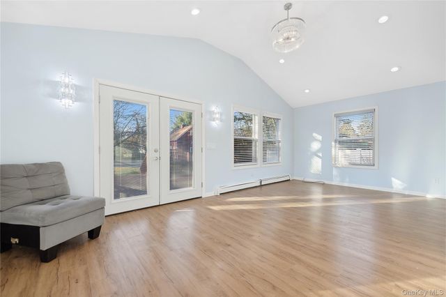 120 N Forest Avenue, Rockville Centre, NY 11570