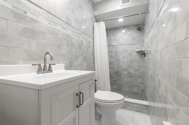 120 N Forest Avenue, Rockville Centre, NY 11570