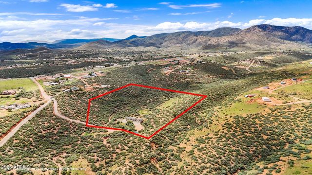 490 S HIDEAWAY Drive, Dewey, AZ 86327