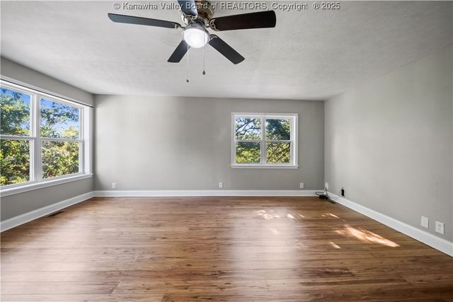 901 Evanwood Road, Charleston, WV 25314