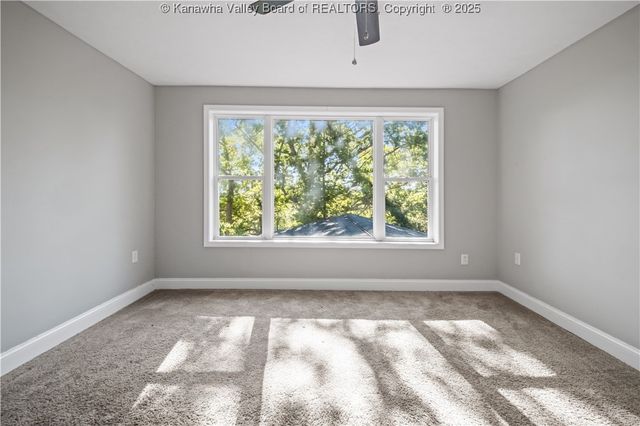 901 Evanwood Road, Charleston, WV 25314