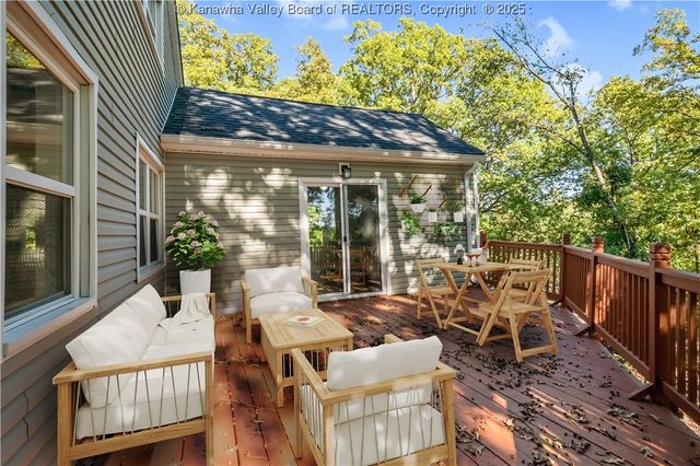 901 Evanwood Road, Charleston, WV 25314