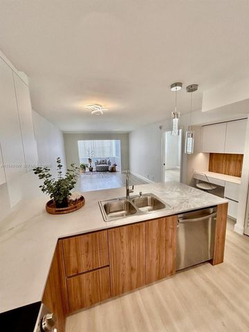 3100 Holiday Springs Blvd 111, Margate, FL 33063