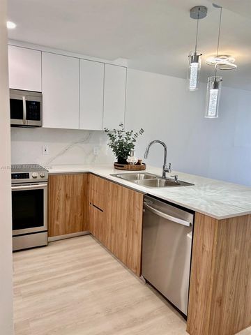 3100 Holiday Springs Blvd 111, Margate, FL 33063