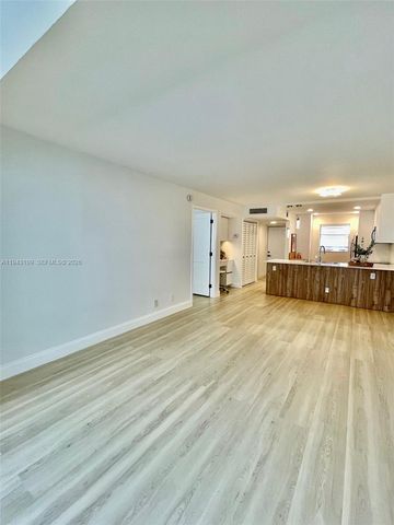 3100 Holiday Springs Blvd 111, Margate, FL 33063