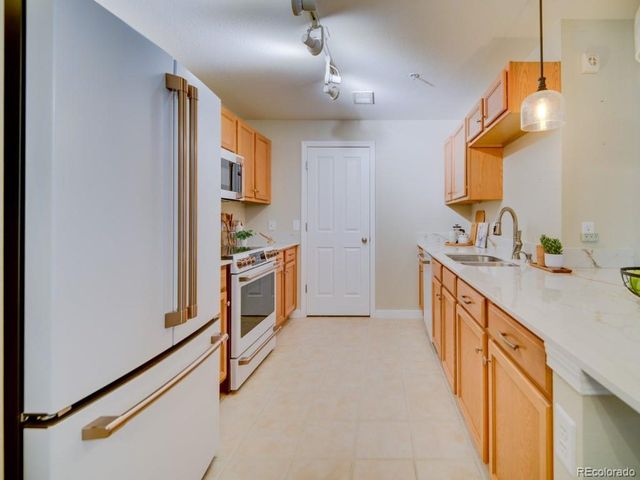 8778 S Kipling Way 101, Littleton, CO 80127