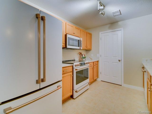 8778 S Kipling Way 101, Littleton, CO 80127