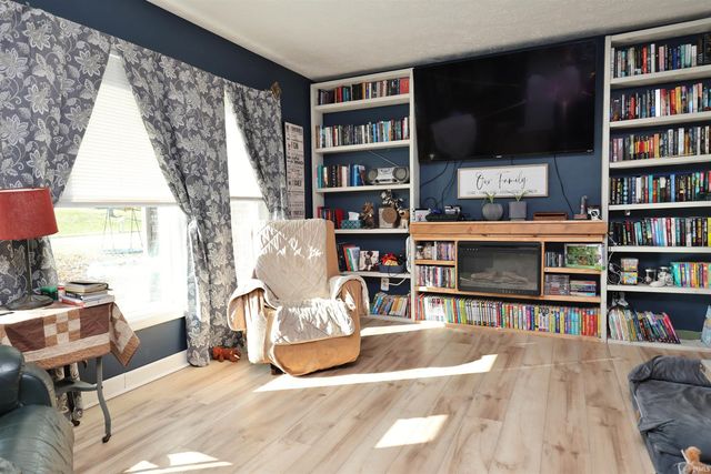 1920 W Westholme Drive, Marion, IN 46952