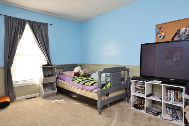 1920 W Westholme Drive, Marion, IN 46952