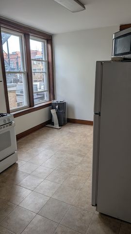 2435 W Thomas Street 3F, Chicago, IL 60622