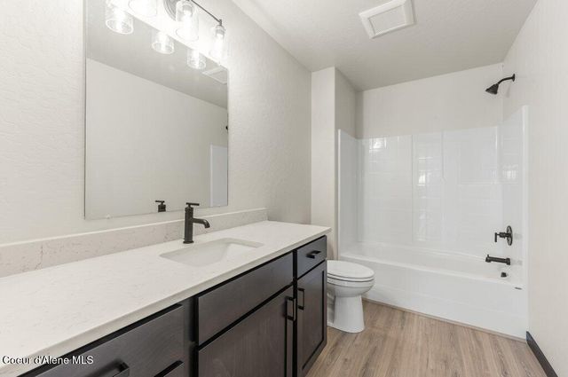 25817 N Dickens Rd, Athol, ID 83801