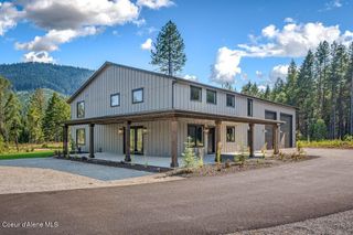 25817 N Dickens Rd, Athol, ID 83801