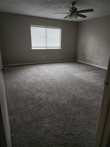 17307 S Yorkglen Drive, Houston, TX 77084