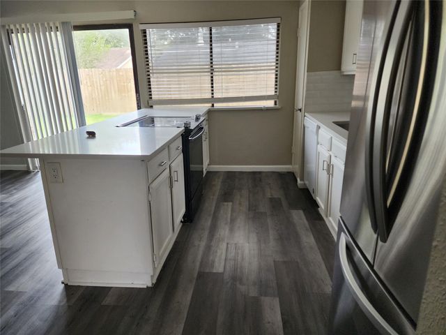 17307 S Yorkglen Drive, Houston, TX 77084