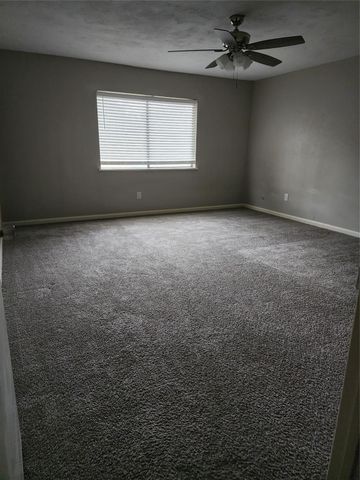 17307 S Yorkglen Drive, Houston, TX 77084