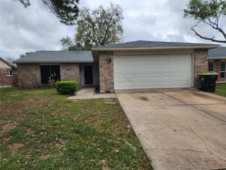 17307 S Yorkglen Drive, Houston, TX 77084