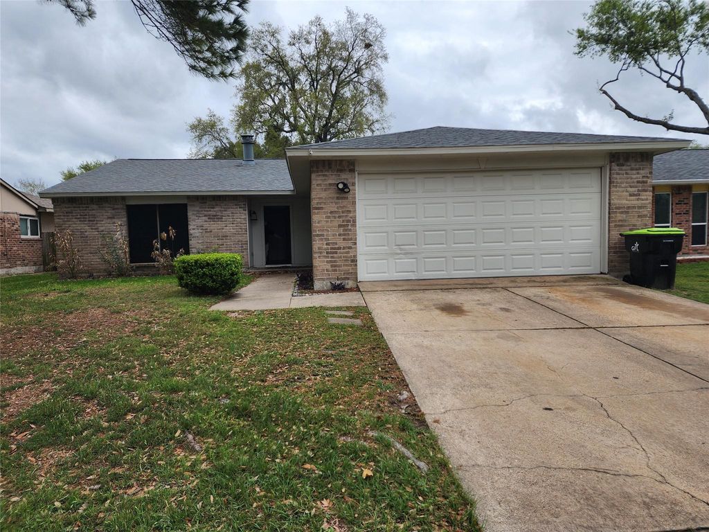 17307 S Yorkglen Drive, Houston, TX 77084
