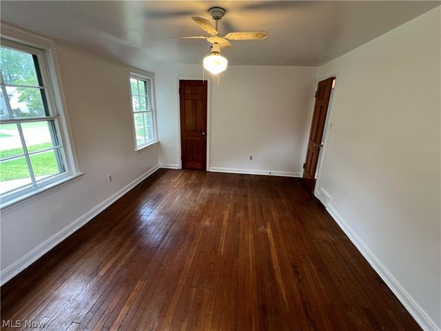7317 Parma Park Boulevard, Parma, OH 44130