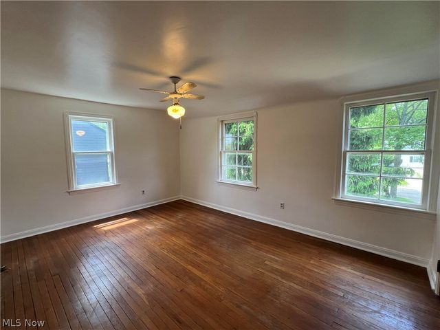 7317 Parma Park Boulevard, Parma, OH 44130