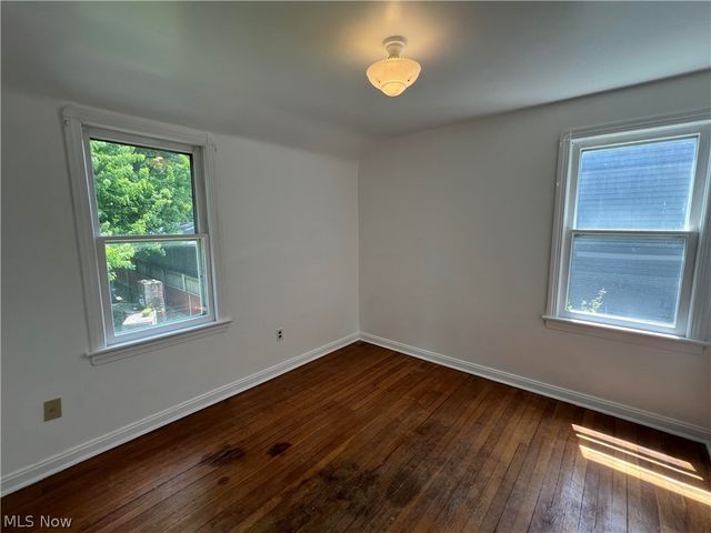 7317 Parma Park Boulevard, Parma, OH 44130