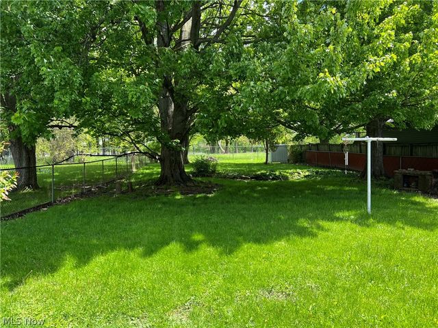 7317 Parma Park Boulevard, Parma, OH 44130