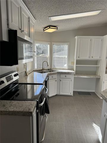 36832 WILMINGTON ROAD, Fruitland Park, FL 34731