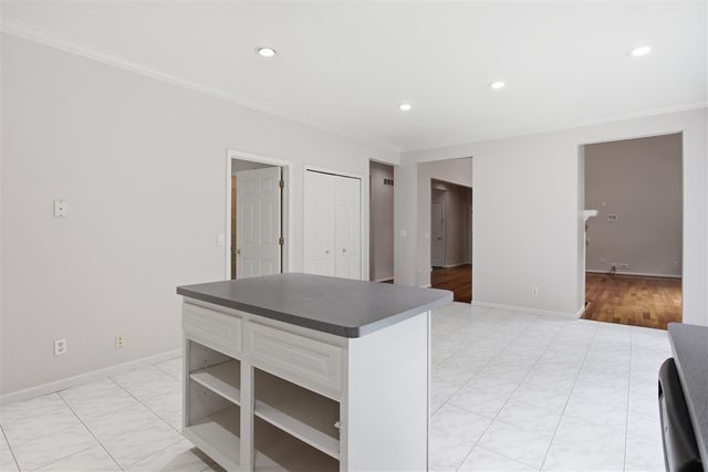 2189 Clinton View Circle, Rochester Hills, MI 48309